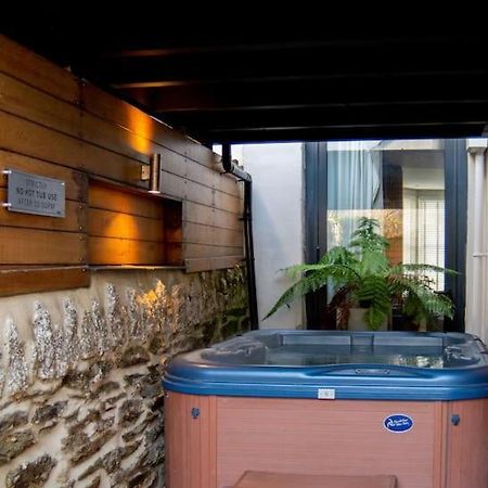 Edge14- Spacious, Stylish And Near The Beach! 뉴키 외부 사진