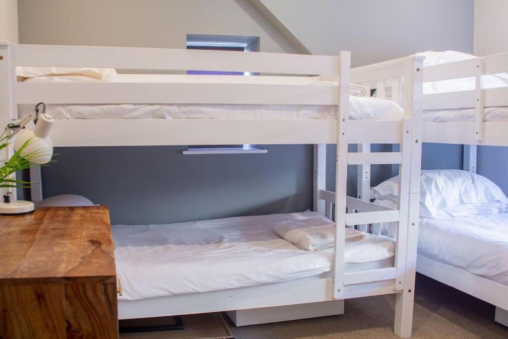 Edge14- Spacious, Stylish And Near The Beach! 뉴키 외부 사진