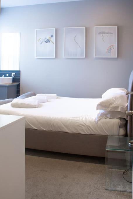 Edge14- Spacious, Stylish And Near The Beach! 뉴키 외부 사진