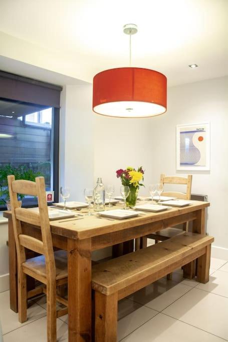 Edge14- Spacious, Stylish And Near The Beach! 뉴키 외부 사진