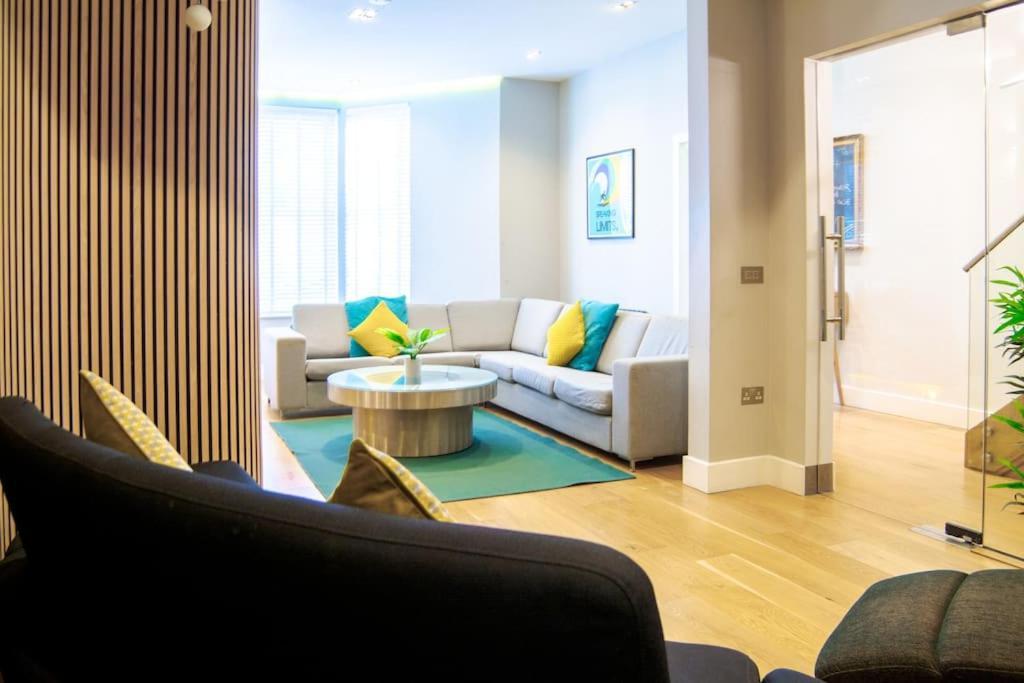 Edge14- Spacious, Stylish And Near The Beach! 뉴키 외부 사진