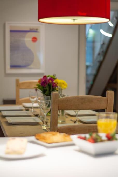 Edge14- Spacious, Stylish And Near The Beach! 뉴키 외부 사진